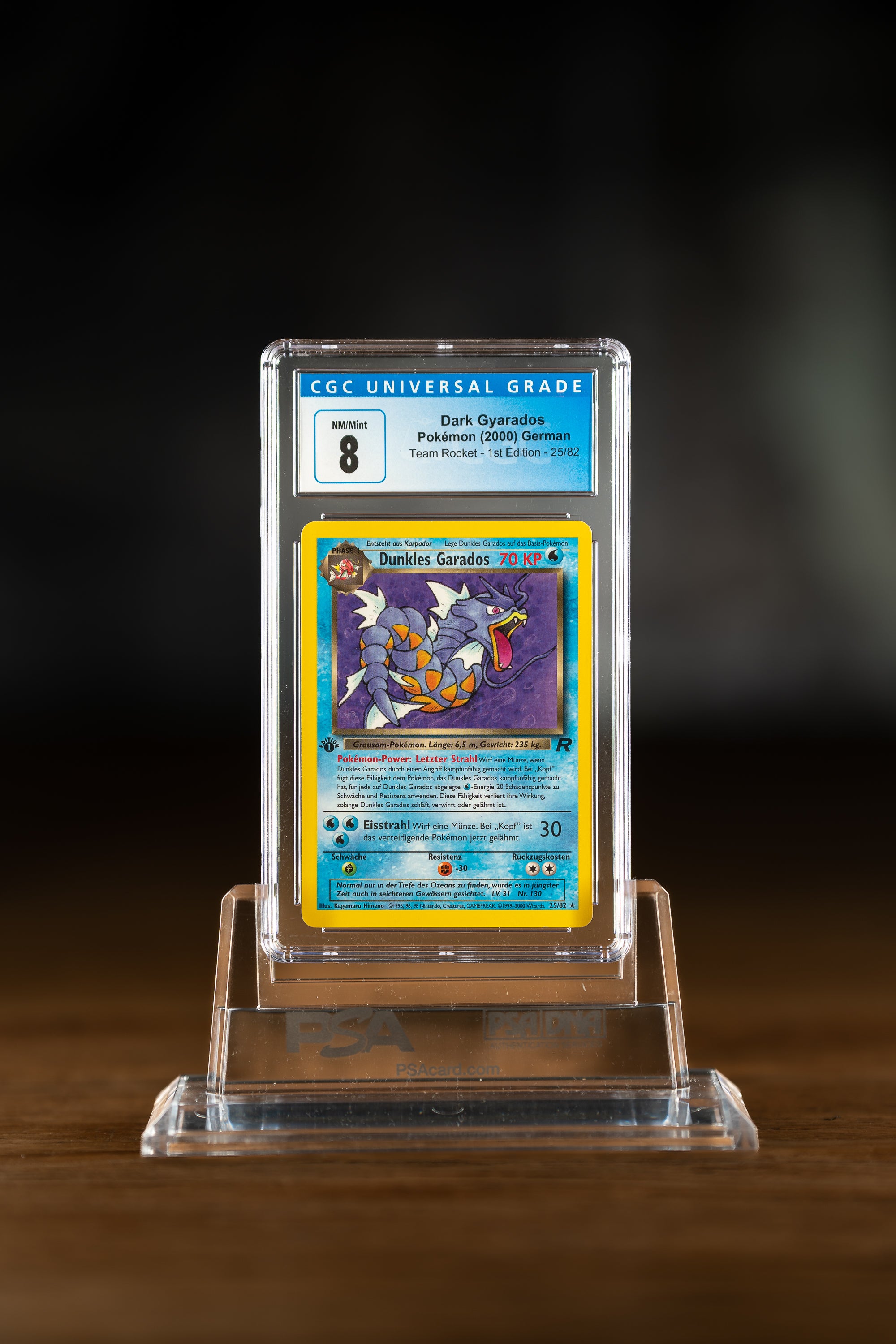 Pokemonkarte Dunkles Garados First Edition CGC 8 (DE)